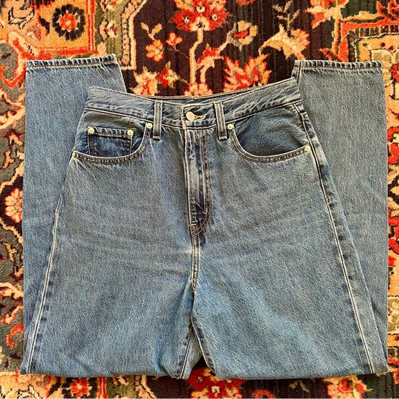 Levi’s High Loose Taper Jeans - Picture 5 of 7